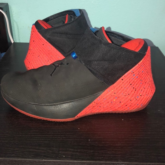 Nike shoes lift off - Picture 3 of 5